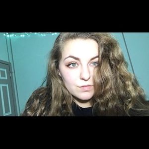 Meet your Posher, Maddy